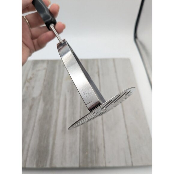 Vintage EKCO Potato Vegetable Masher Faux Wood Handle Utensil 9 1/2" - Picture 5 of 6